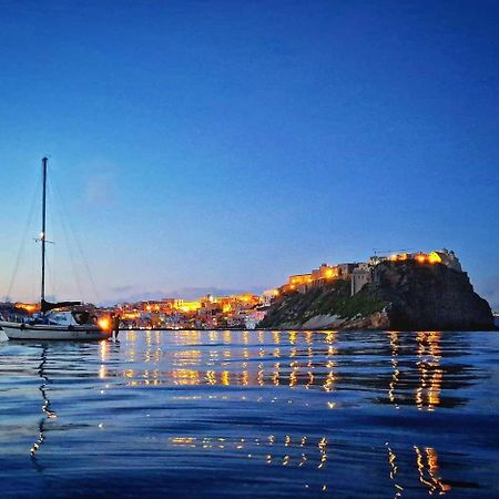 Palazzo Palumbo Hotel Procida Luaran gambar